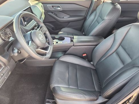 Used 2021 Nissan Rogue SL FWD image 9