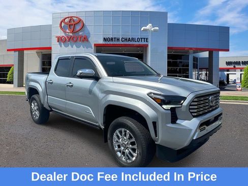Used 2025 Toyota Tacoma Limited AWD/4WD image 1