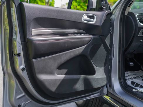 Used 2019 Dodge Durango AWD image 9