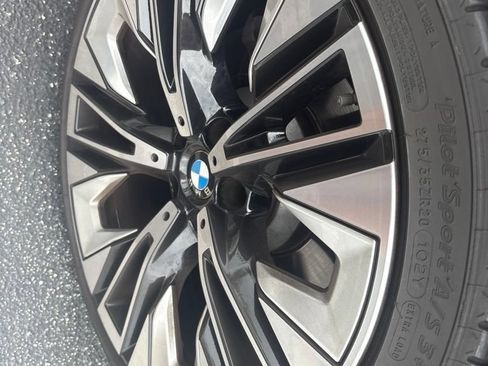Used 2024 BMW 530i w/ Premium Package RWD image 6