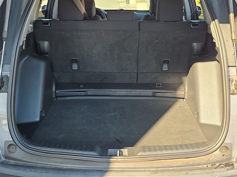 Used 2019 Honda CR-V LX image 7