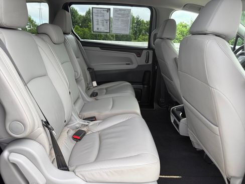 Used 2021 Honda Odyssey EX-L image 29