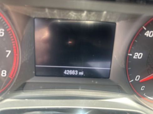 Used 2024 Chevrolet Trax RS image 15