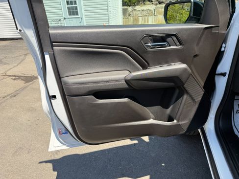 New 2026 GMC Canyon Elevation w/ LPO, Sports Bar Package AWD/4WD image 15
