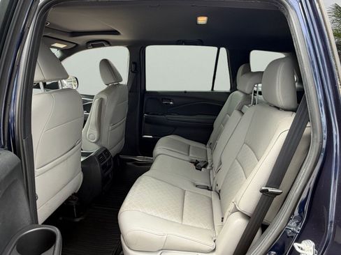 Used 2021 Honda Passport EX-L image 12