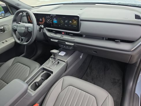 New 2027 Kia Seltos X-Line S w/ X-Line S Premium Package AWD/4WD image 12