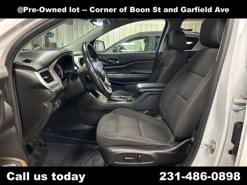 Used 2019 GMC Acadia SLE w/ Driver Alert Package I AWD/4WD image 14