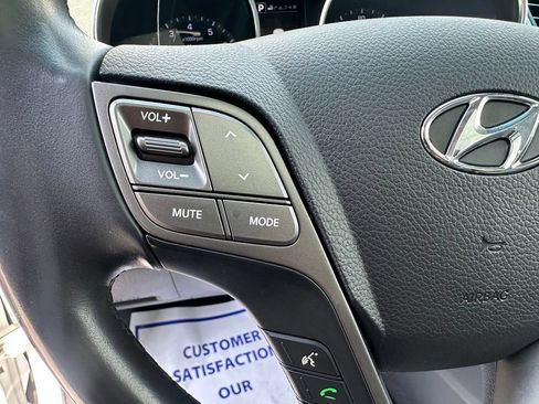 Used 2018 Hyundai Santa Fe Sport w/ 2.0T Ultimate Tech Package 05 AWD/4WD image 16