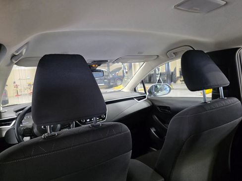 Used 2023 Toyota Corolla LE FWD image 15