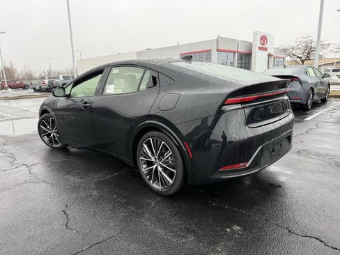 New 2026 Toyota Prius XLE image 6