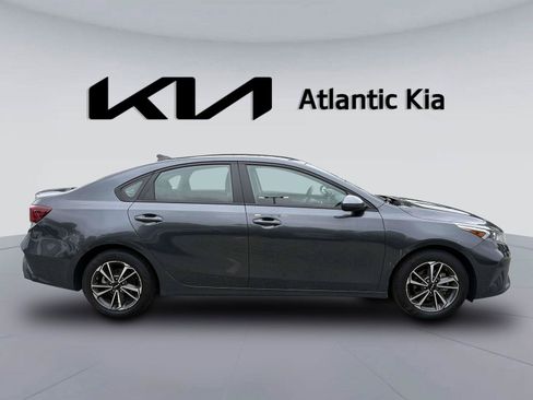 Certified 2023 Kia Forte LXS FWD image 5