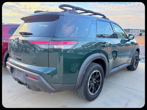Used 2023 Nissan Pathfinder Rock Creek AWD/4WD image 4