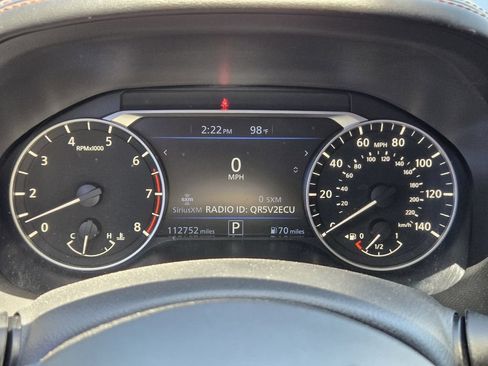 Used 2022 Nissan Altima 2.5 SR w/ Midnight Edition Package FWD image 9
