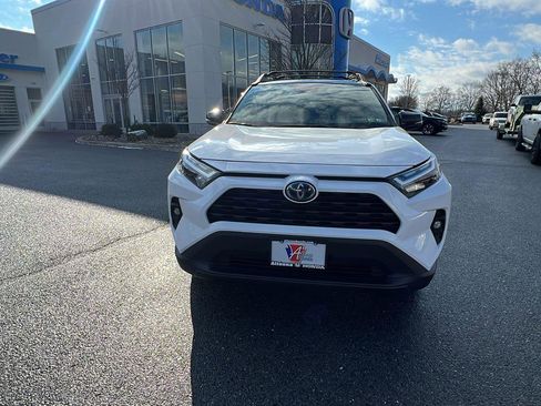 Used 2024 Toyota RAV4 AWD Hybrid image 9