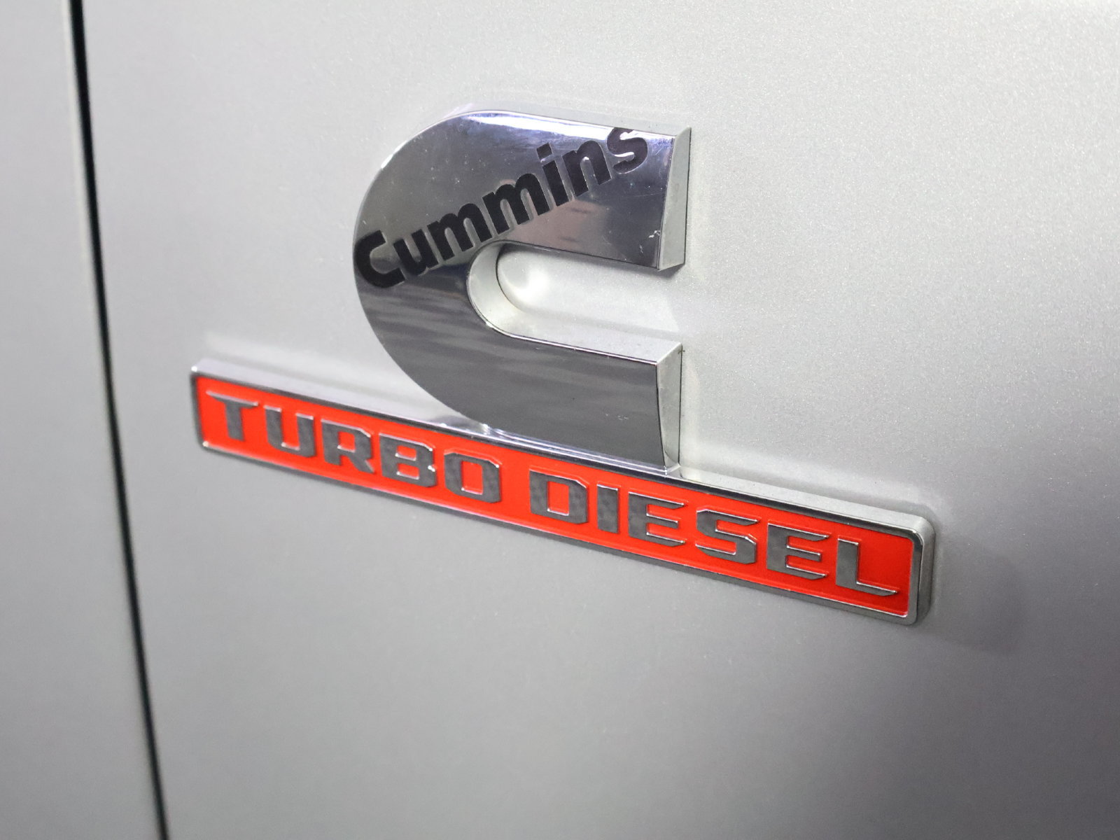 Used 2026 RAM 2500 Laramie AWD/4WD image 6