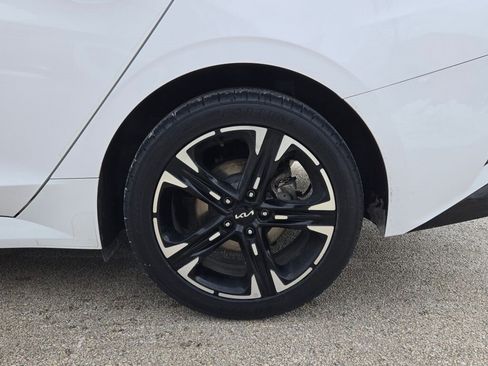 Used 2023 Kia K5 GT-Line image 15