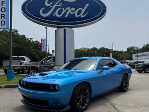 Used 2023 Dodge Challenger R/T Scat Pack w/ Plus Package RWD image 1