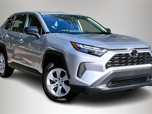 Used 2024 Toyota RAV4 LE image 2