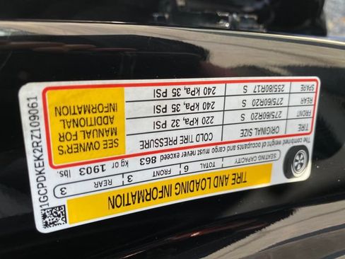 Certified 2024 Chevrolet Silverado 1500 LT AWD/4WD image 24