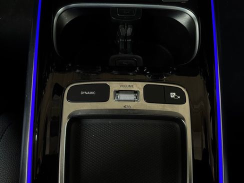 Used 2025 Mercedes-Benz GLA 250 image 26