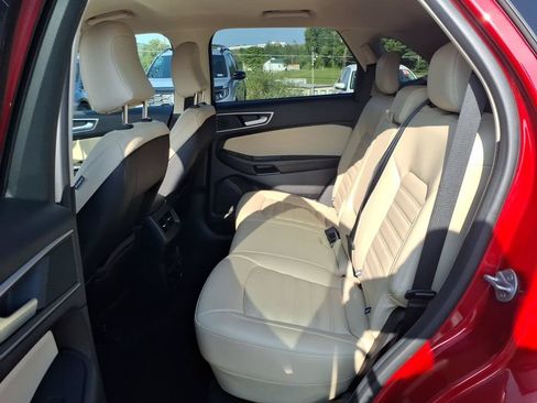 Used 2024 Ford Edge SEL w/ Convenience Package AWD/4WD image 16