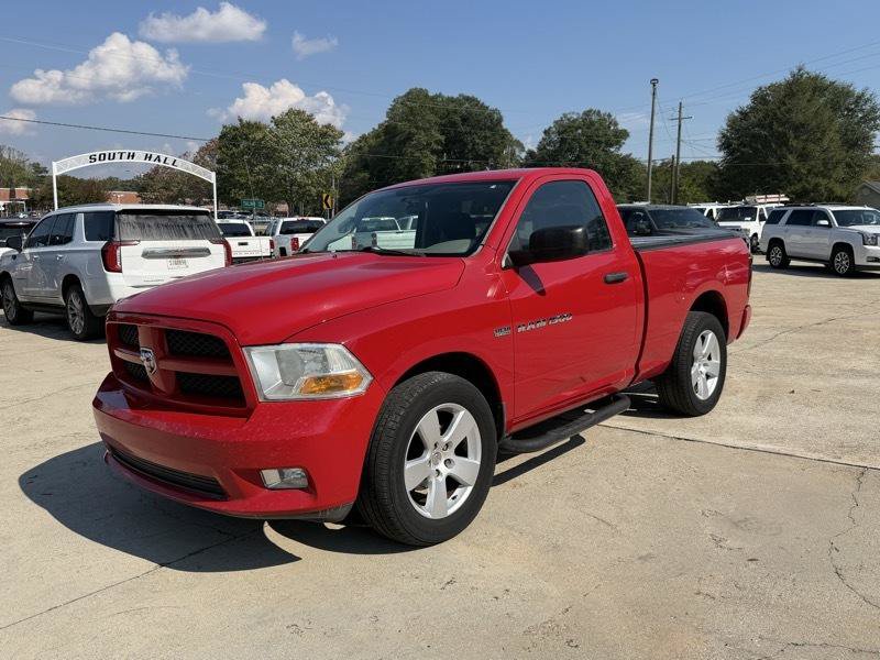 Used 2012 RAM 1500 Express RWD image 1