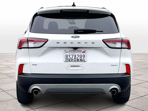 Used 2020 Ford Escape SE image 7