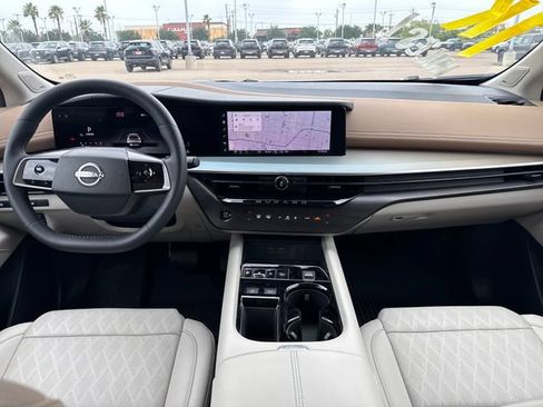 Certified 2026 Nissan Murano Platinum w/ Cargo Package AWD/4WD image 18