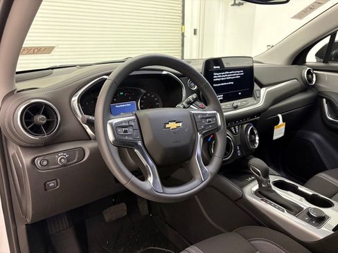 New 2026 Chevrolet Blazer LT w/ Convenience Package FWD image 2