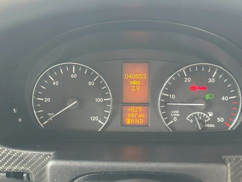 Used 2013 Mercedes-Benz Sprinter 3500 image 20