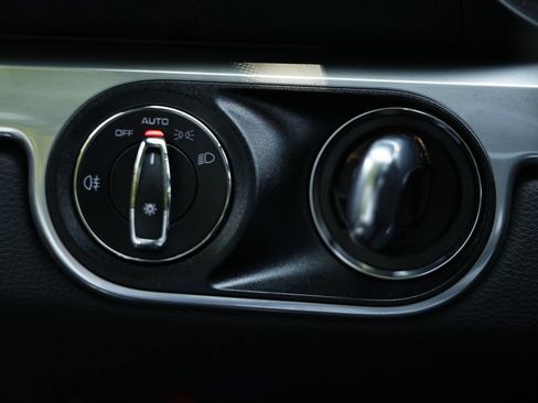 Used 2025 Porsche 718 Boxster S RWD image 21