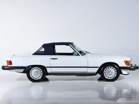 Used 1989 Mercedes-Benz 560 SL image 11
