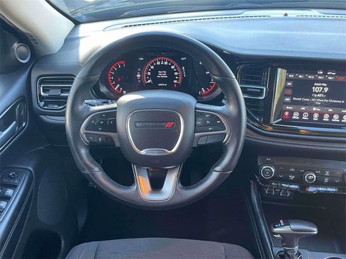Used 2021 Dodge Durango SXT image 13