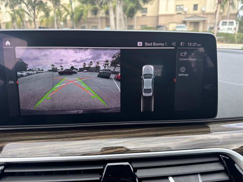 Used 2022 BMW 530i 530i w/ Premium Package image 22