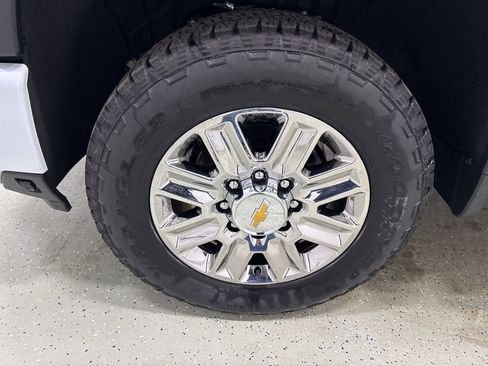 New 2026 Chevrolet Silverado 3500 High Country w/ Technology Package image 8
