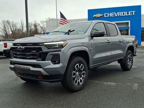 Used 2026 Chevrolet Colorado Z71 image 3