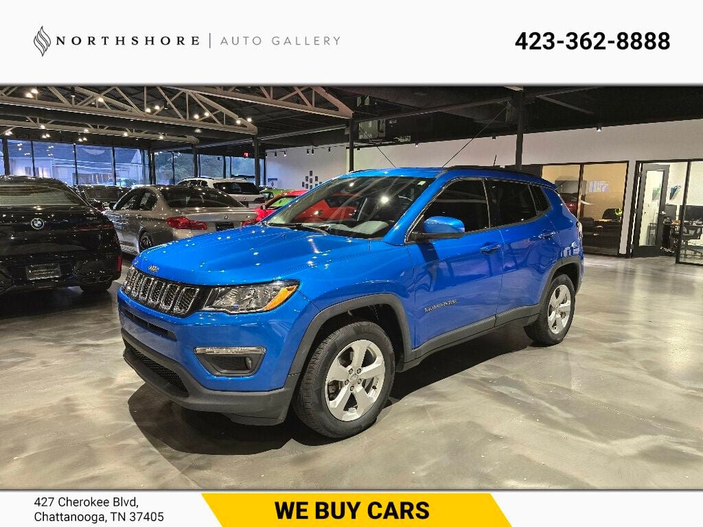 Used 2017 Jeep Compass Latitude w/ Popular Equipment Group FWD image 1