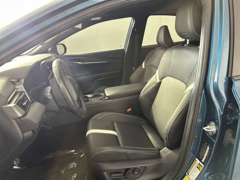 Used 2025 Toyota Camry SE w/ Multimedia Upgrade Package FWD image 11