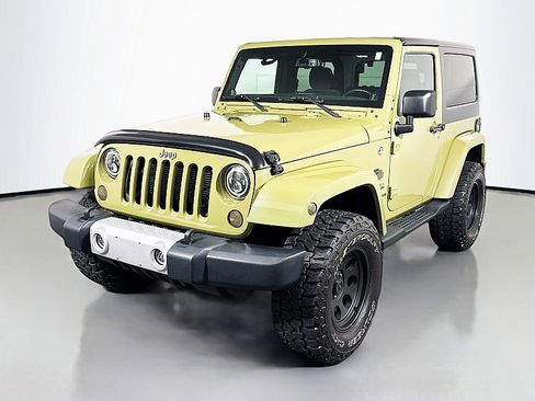 Used 2013 Jeep Wrangler Sahara w/ Connectivity Group AWD/4WD image 3