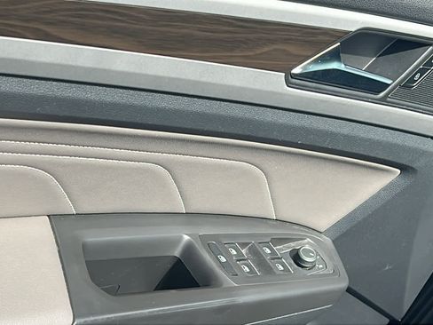 Used 2022 Volkswagen Atlas SE image 22