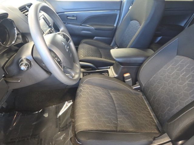 Used 2025 Mitsubishi Outlander Sport ES AWD/4WD image 10