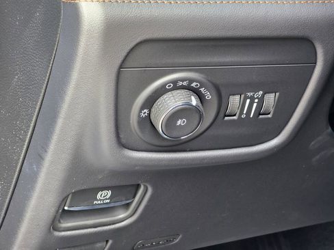 New 2026 Jeep Grand Cherokee L Summit AWD/4WD image 33