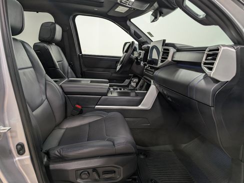 Used 2024 Toyota Tundra Platinum image 21