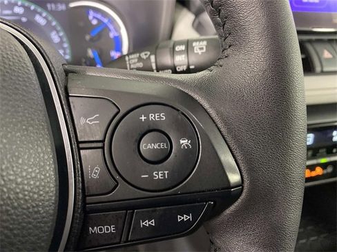 Used 2024 Toyota RAV4 XLE image 18