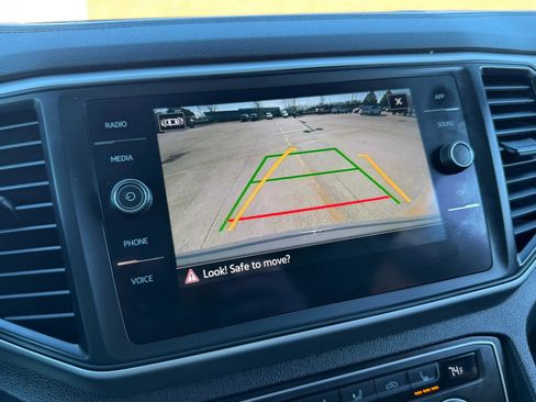 Used 2021 Volkswagen Atlas Cross Sport SE w/ Panoramic Sunroof Package image 34