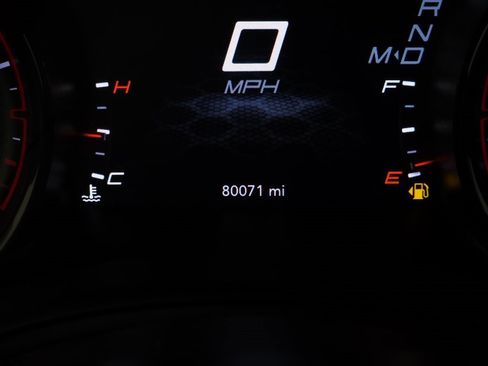 Used 2019 Dodge Charger SXT image 19