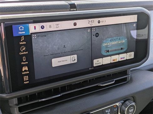 New 2025 Jeep Gladiator Sport image 17