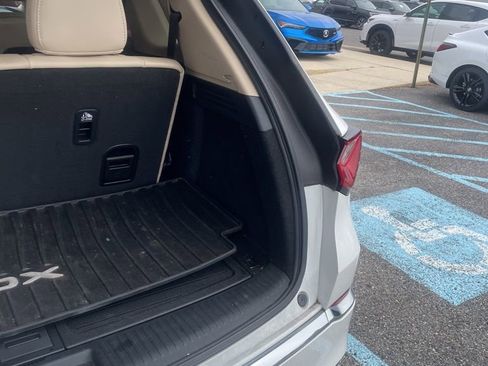Used 2024 Acura MDX FWD w/ Technology Package image 11
