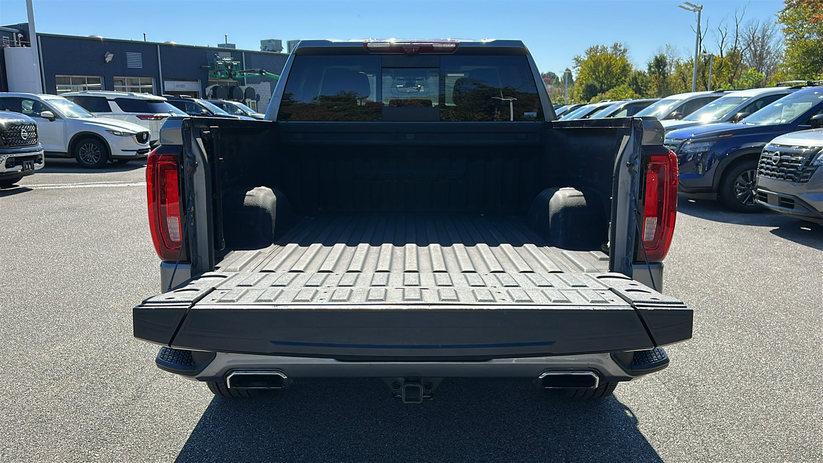 Used 2020 GMC Sierra 1500 Denali w/ Denali Ultimate Package AWD/4WD image 7