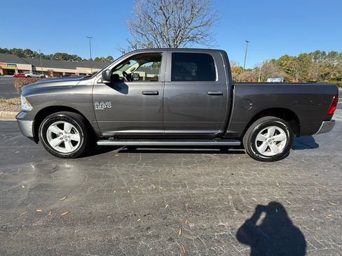 Used 2021 RAM 1500 Tradesman w/ Tradesman SXT Package image 3